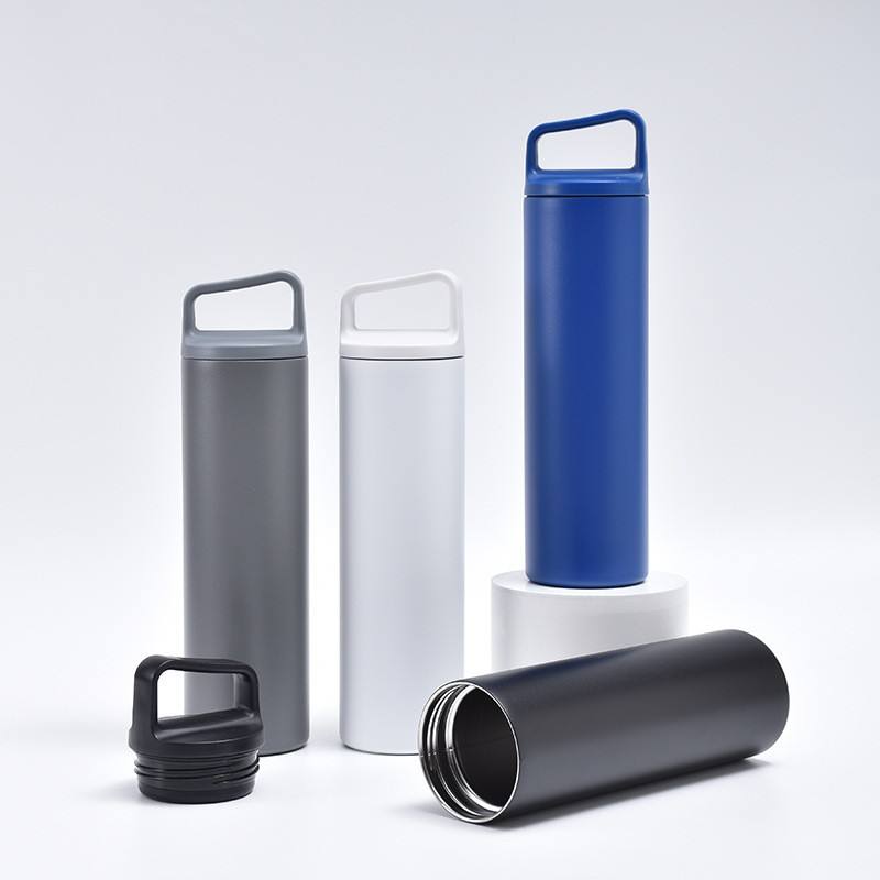 Sports Water Bottle Insulated - Botella de Agua Aislada de 20
